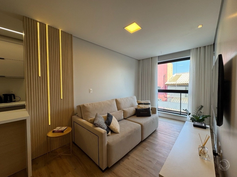 Apartamento 2 quartos Coqueiros: 1ª foto da galeria de imagens do imóvel