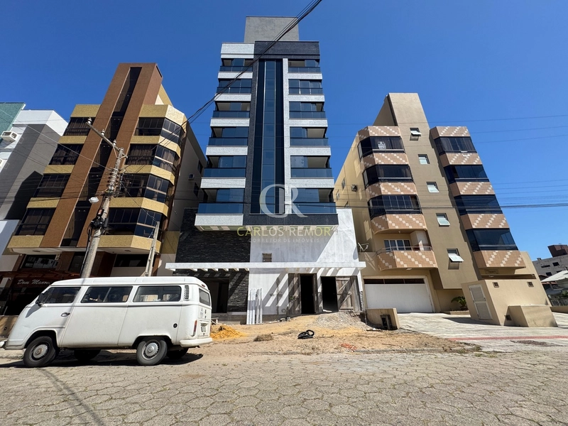 Apartamento 3 dorm. novo na Praia do Mar Grosso