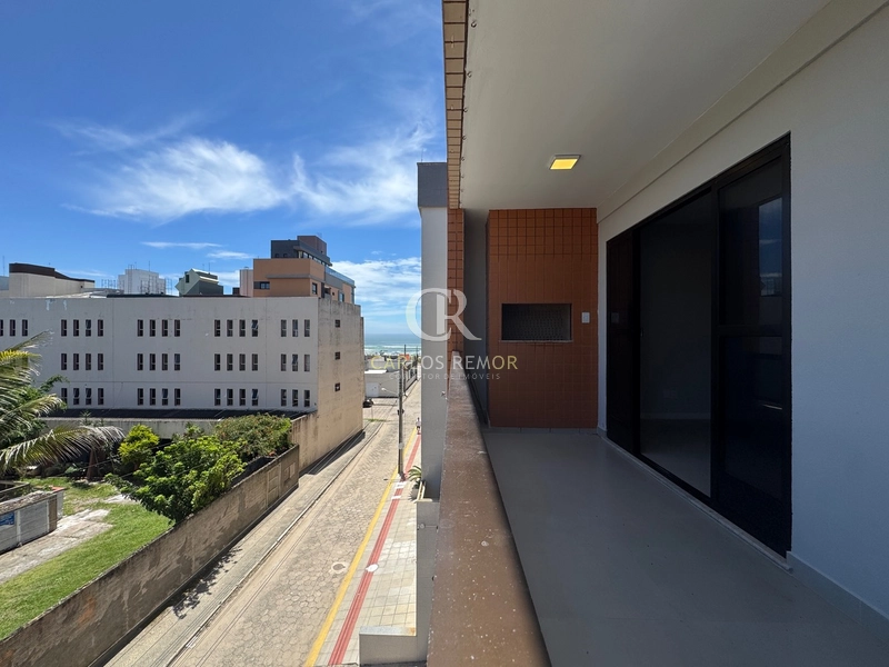 Apartamento de 3 Quartos com Vista Mar – A 100m da Praia do Mar Grosso