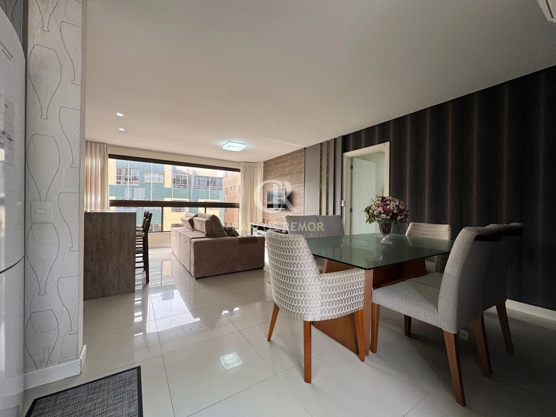 Apartamento mobiliado 3 dorm. e 2 vagas, a 330m da Praia Mar Grosso: 10ª foto da galeria de imagens do imóvel