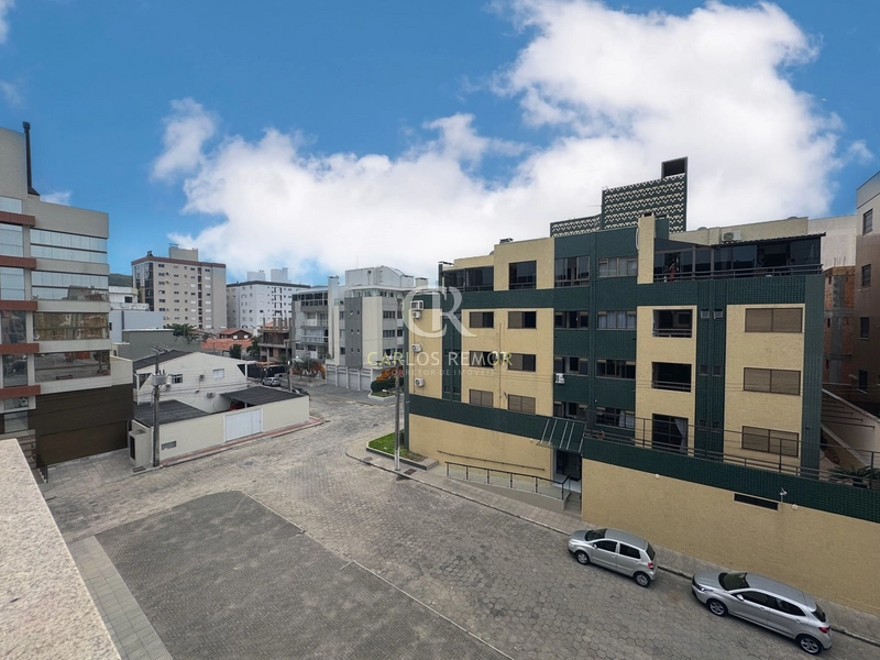 Apartamento mobiliado 3 dorm. e 2 vagas, a 330m da Praia Mar Grosso: 13ª foto da galeria de imagens do imóvel