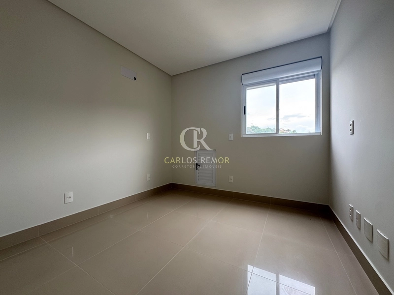 Apartamento novo, último andar, 3 dorm., 2 vagas, a 400m Praia: 17ª foto da galeria de imagens do imóvel