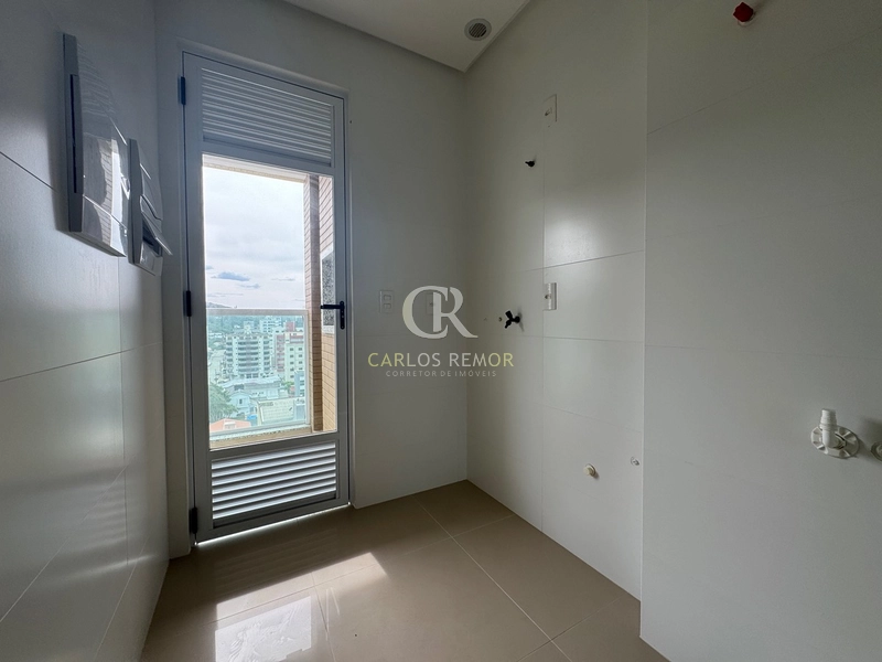 Apartamento novo, último andar, 3 dorm., 2 vagas, a 400m Praia: 8ª foto da galeria de imagens do imóvel