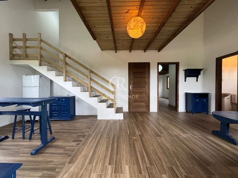 Casa Portinho de esquina com 2 Suítes e Sacada: 8ª foto da galeria de imagens do imóvel