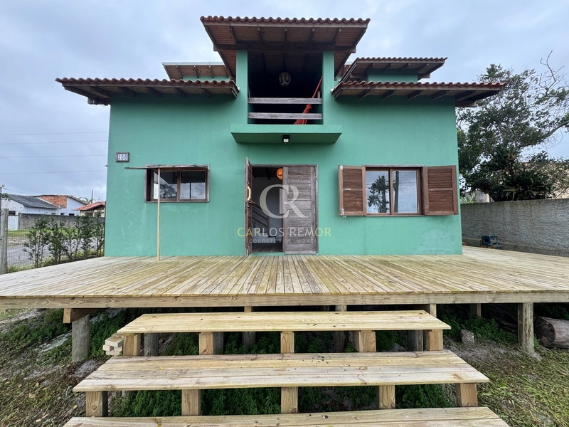 Casa Portinho de esquina com 2 Suítes e Sacada: 5ª foto da galeria de imagens do imóvel