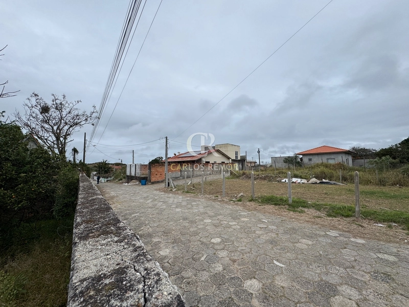 Casa com frente para duas ruas em Cabeçuda – às margens da SC-436: 22ª foto da galeria de imagens do imóvel