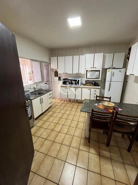 Apto 2 quartos sendo uma suíte climatizada - 70m da Praça: 2ª foto da galeria de imagens do imóvel