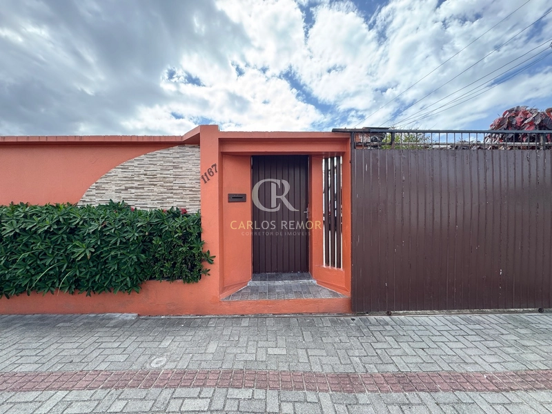 Casa com piscina 3 quartos no Mar Grosso - Rua Tito Castro: 1ª foto da galeria de imagens do imóvel
