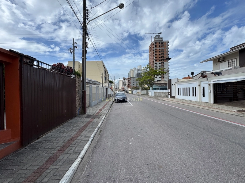 Casa com piscina 3 quartos no Mar Grosso - Rua Tito Castro: 3ª foto da galeria de imagens do imóvel