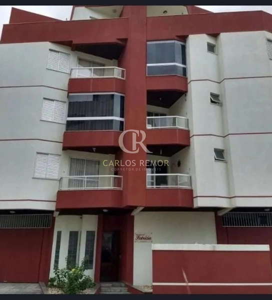 Apto de 2 quartos a 300m Praça do Vila