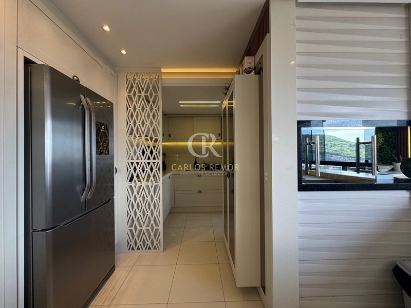 Apartamento 3 suítes 2 vagas, mobiliado, Mar Grosso, Laguna/SC: 10ª foto da galeria de imagens do imóvel