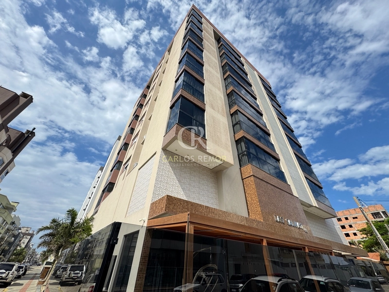 Apartamento 3 suítes 2 vagas, mobiliado, Mar Grosso, Laguna/SC: 2ª foto da galeria de imagens do imóvel