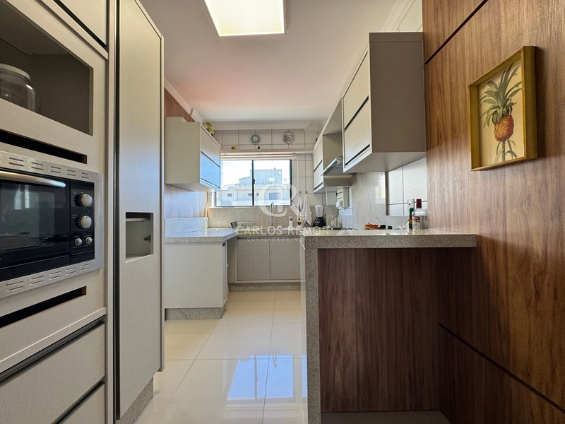 Apartamento Vista-mar 3 Quartos, Dependência e Excelente Posição Solar: 14ª foto da galeria de imagens do imóvel