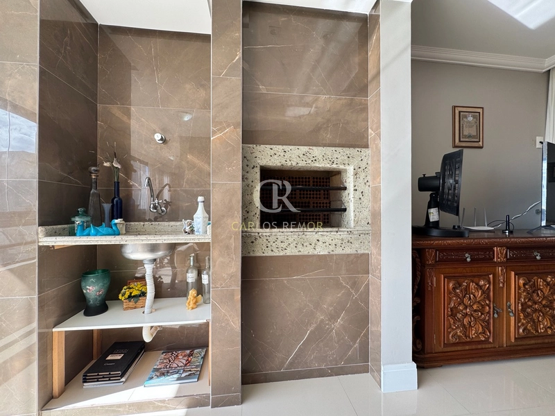 Apartamento Vista-mar 3 Quartos, Dependência e Excelente Posição Solar: 6ª foto da galeria de imagens do imóvel