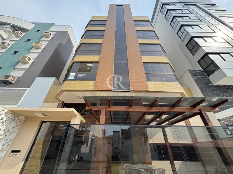 Apartamento de 3 dormitórios no Mar Grosso – Laguna/SC