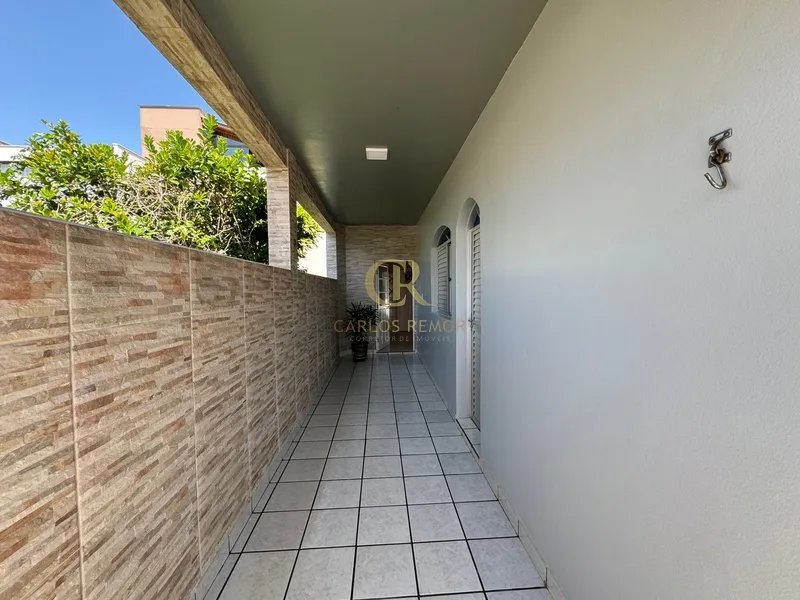 Casa boa no Bairro Mar Grosso, Rua Toledo Pizza: 3ª foto da galeria de imagens do imóvel