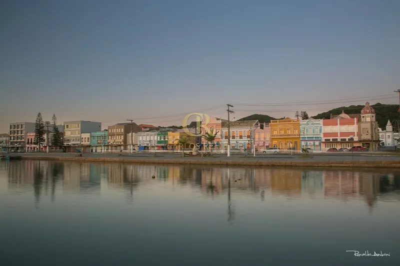 Exclusivo: Prédio Comercial no Centro - Laguna/SC: 7ª foto da galeria de imagens do imóvel