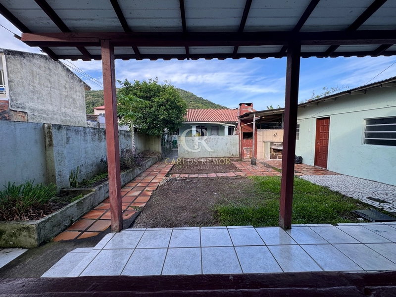 Terreno com Duas Casas na Av. João Pessoa, Bairro Magalhães, Laguna/SC: 17ª foto da galeria de imagens do imóvel