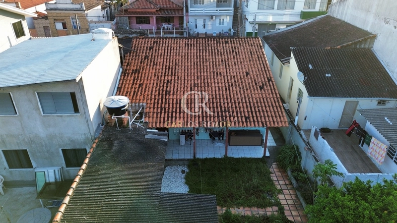 Terreno com Duas Casas na Av. João Pessoa, Bairro Magalhães, Laguna/SC: 31ª foto da galeria de imagens do imóvel