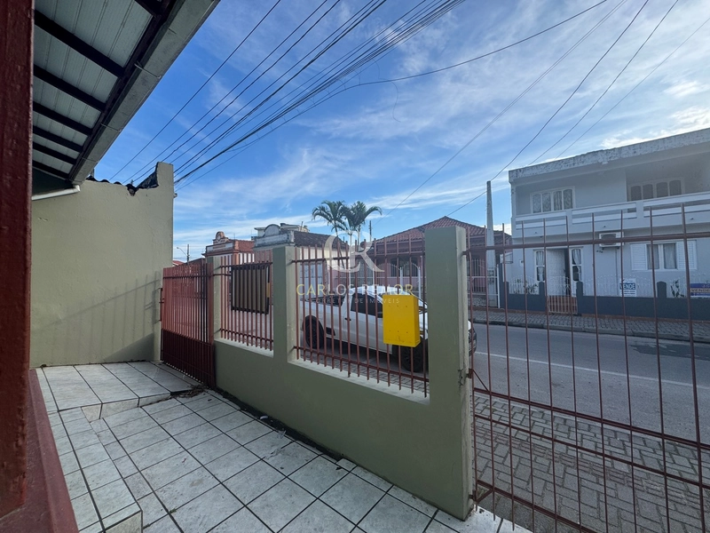 Terreno com Duas Casas na Av. João Pessoa, Bairro Magalhães, Laguna/SC: 8ª foto da galeria de imagens do imóvel