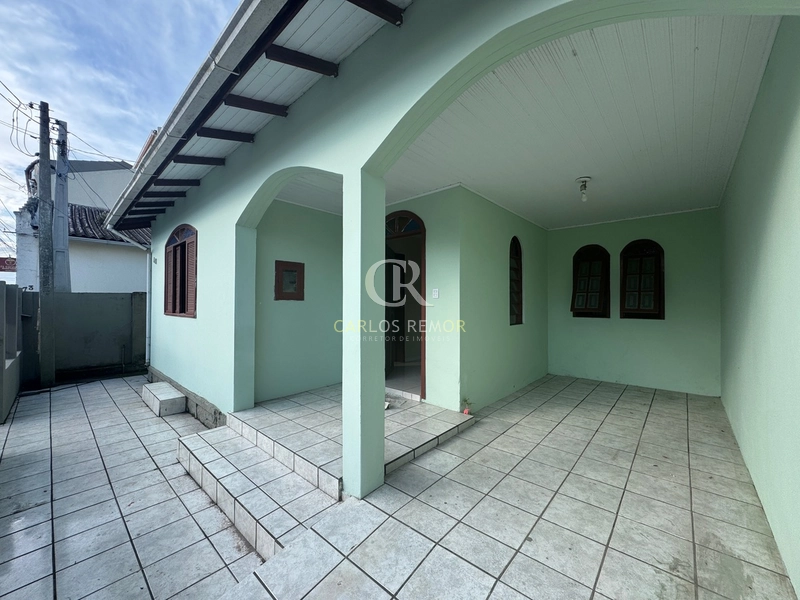 Terreno com Duas Casas na Av. João Pessoa, Bairro Magalhães, Laguna/SC: 5ª foto da galeria de imagens do imóvel