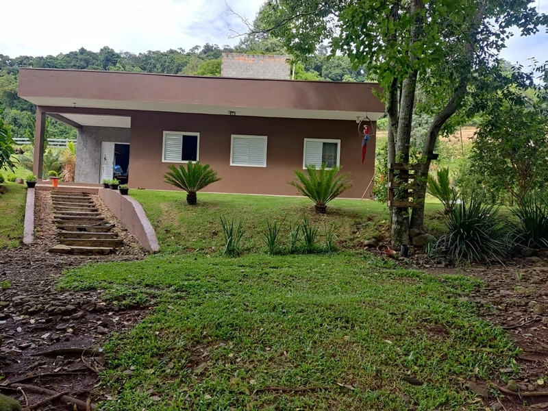 Linda Chácara Próximo ao Trevo Chapecó: 1ª foto da galeria de imagens do imóvel