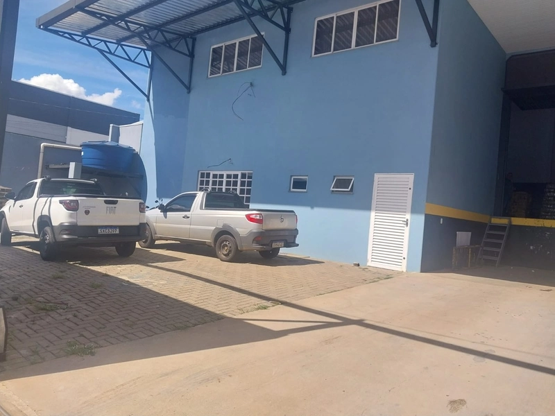 Barracão à Venda no Bairro Santos Dumont – R$ 1.550.000: 11ª foto da galeria de imagens do imóvel