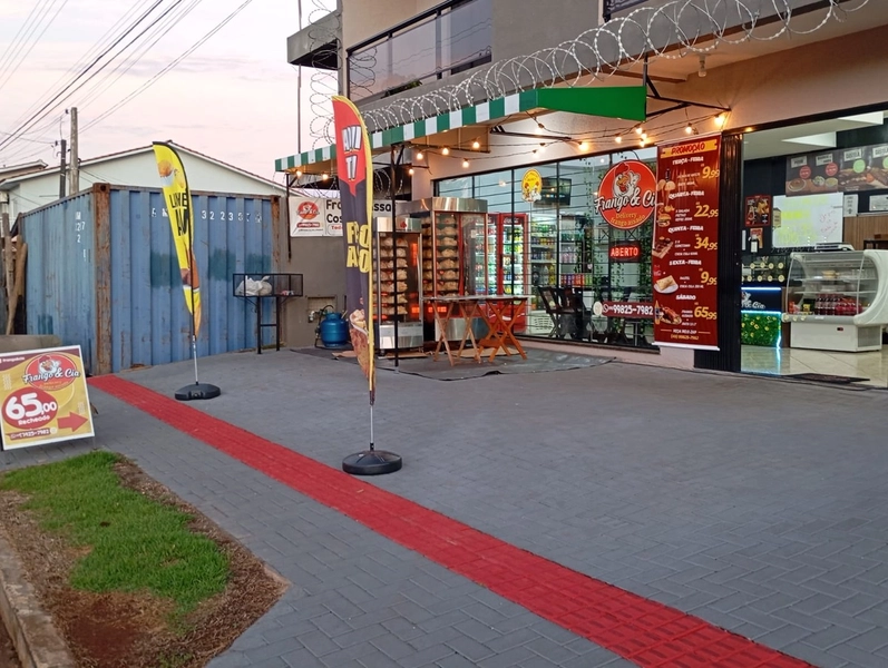 Loja de Frango à Venda: 1ª foto da galeria de imagens do imóvel