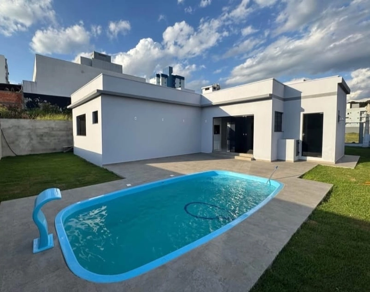 Casa Nova à Venda no Bairro Paraíso – Chapecó/SC: 1ª foto da galeria de imagens do imóvel