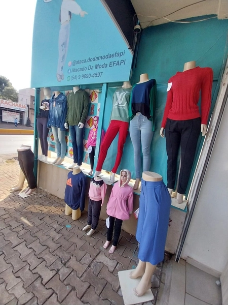 Loja de Roupas à Venda – Bairro Efapi, Chapecó/SC: 4ª foto da galeria de imagens do imóvel