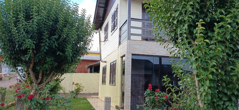 OPORTUNIDADE: Linda Casa de Dois Pisos à Venda em Guatambu/SC: 10ª foto da galeria de imagens do imóvel