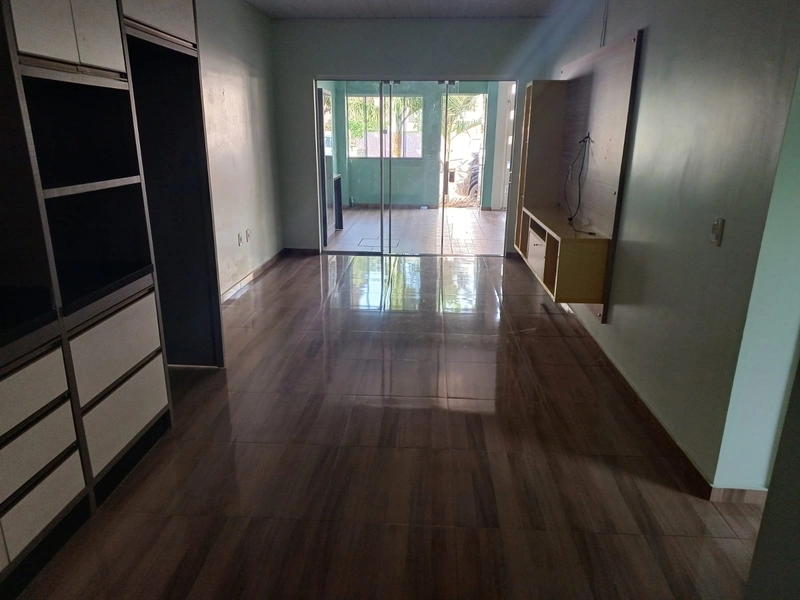 Linda Casa Geminada de Esquina à Venda – Bairro Desbravador Vila Real: 13ª foto da galeria de imagens do imóvel