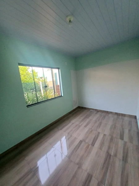 Linda Casa Geminada de Esquina à Venda – Bairro Desbravador Vila Real: 11ª foto da galeria de imagens do imóvel