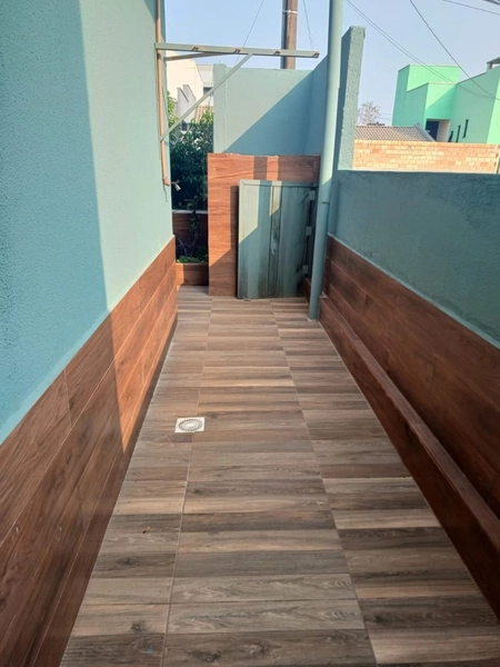Linda Casa Geminada de Esquina à Venda – Bairro Desbravador Vila Real: 5ª foto da galeria de imagens do imóvel