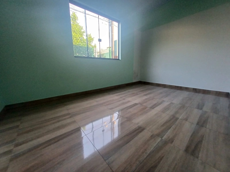 Linda Casa Geminada de Esquina à Venda – Bairro Desbravador Vila Real: 6ª foto da galeria de imagens do imóvel