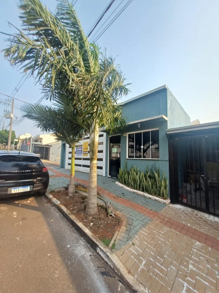 Linda Casa Geminada de Esquina à Venda – Bairro Desbravador Vila Real: 1ª foto da galeria de imagens do imóvel