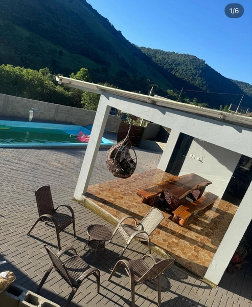 Chalé Mobiliado com Piscina Aquecida a 20 km do Shopping – Chapecó/SC: 2ª foto da galeria de imagens do imóvel