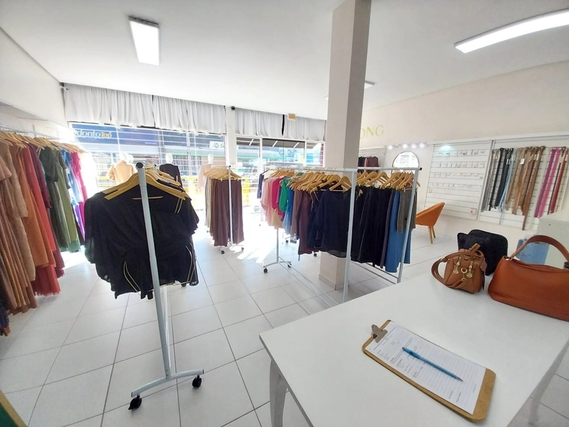 Loja de Roupas à Venda – Bairro Efapi, Chapecó/SC: 4ª foto da galeria de imagens do imóvel