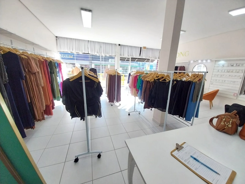 Loja de Roupas à Venda – Bairro Efapi, Chapecó/SC: 3ª foto da galeria de imagens do imóvel