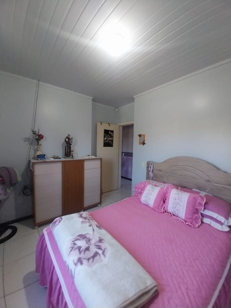 Casa em alvenaria em um terreno de esquina!: 5ª foto da galeria de imagens do imóvel