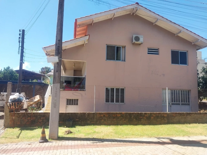 CASA a venda – Bairro Passo dos Fortes – Chapecó-SC: 1ª foto da galeria de imagens do imóvel