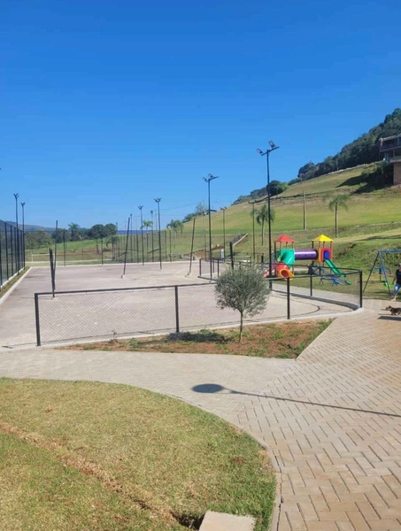 Terreno a Venda no Condomínio “Casas da Montanha” em Chapecó-SC: 5ª foto da galeria de imagens do imóvel