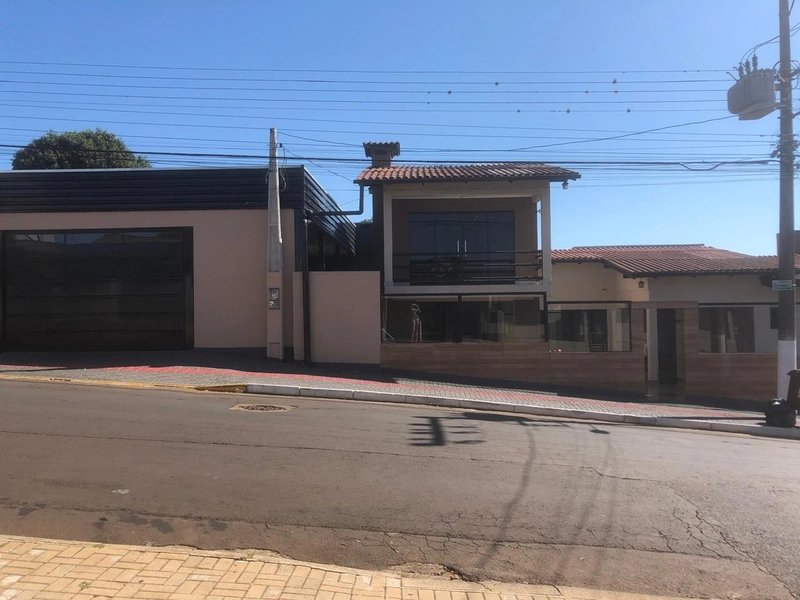 Casa a Venda no Bairro Efapi - Chapecó-SC
