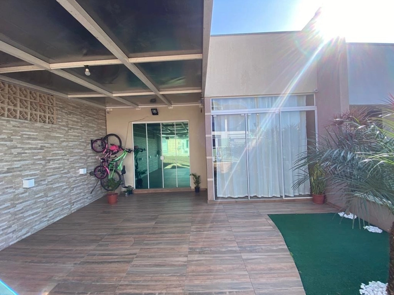 : 2ª foto da galeria de imagens do imóvel