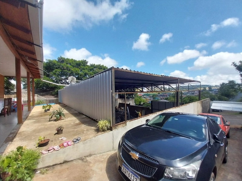 Casa e Barracão em pré-moldado a Venda no Bairro Lider - Chapecó-SC: 3ª foto da galeria de imagens do imóvel