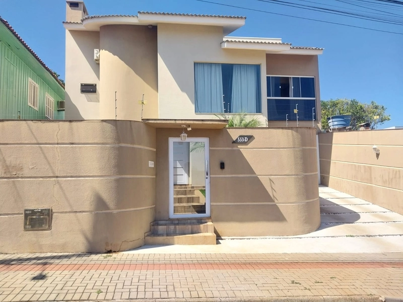 Casa de ALTO PADRÃO a Venda no Bairro Santo Antonio - Chapecó-SC