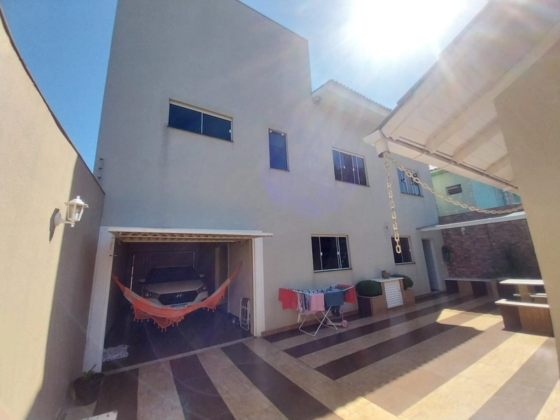 Casa de ALTO PADRÃO a Venda no Bairro Santo Antonio - Chapecó-SC: 15ª foto da galeria de imagens do imóvel