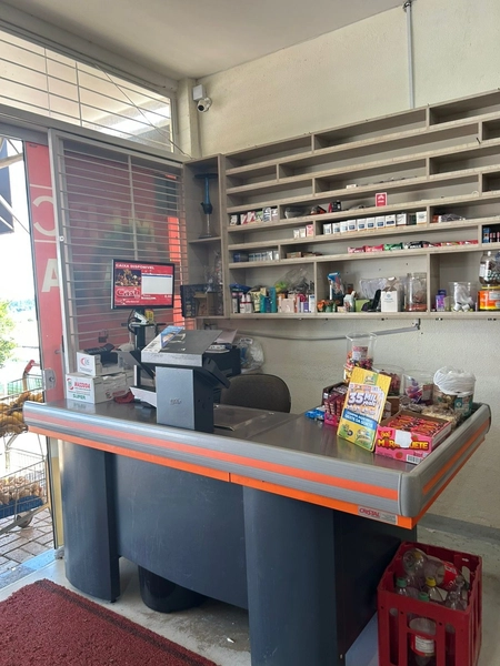 CASA  de dois pisos com MERCADO venda Bairro EFAPI - Chapecó-SC: 3ª foto da galeria de imagens do imóvel