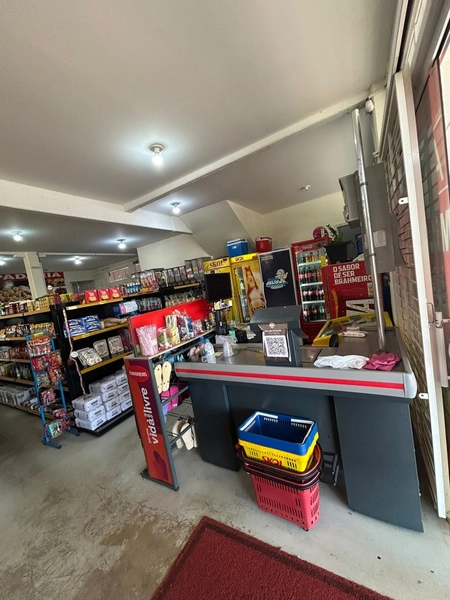 CASA  de dois pisos com MERCADO venda Bairro EFAPI - Chapecó-SC: 2ª foto da galeria de imagens do imóvel