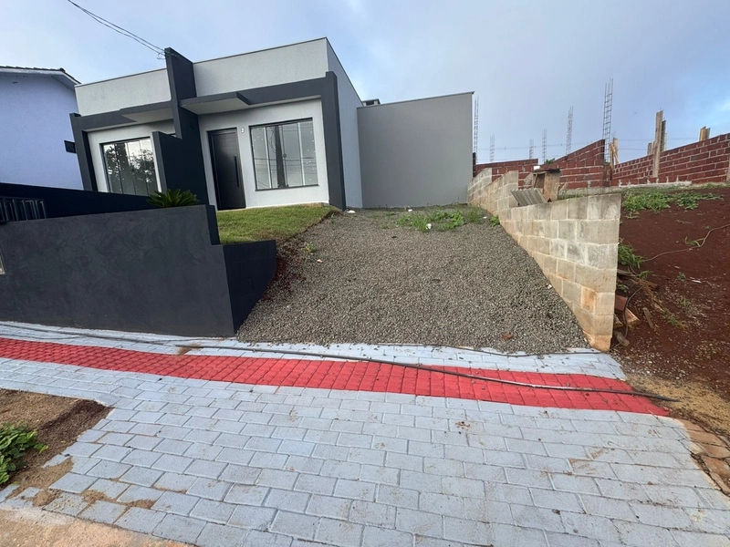 Casa á venda Bairro EFAPI - Chapecó-SC: 1ª foto da galeria de imagens do imóvel